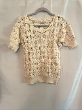 Vintage Cream Floral Crochet Short Sleeve Sweater Boho Grandmacore Farmcore